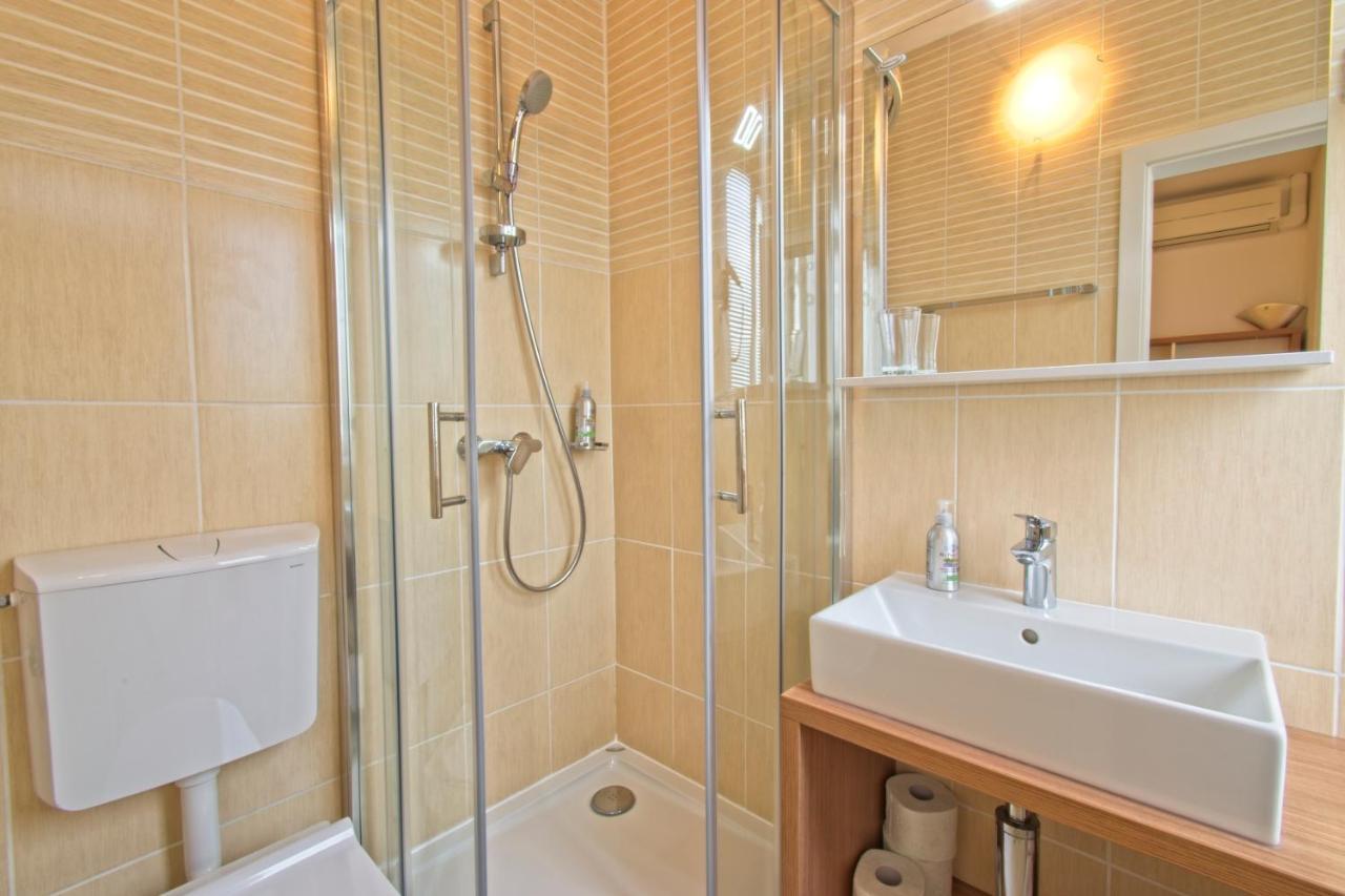 פיראן Sea View Guesthouse Opara מראה חיצוני תמונה