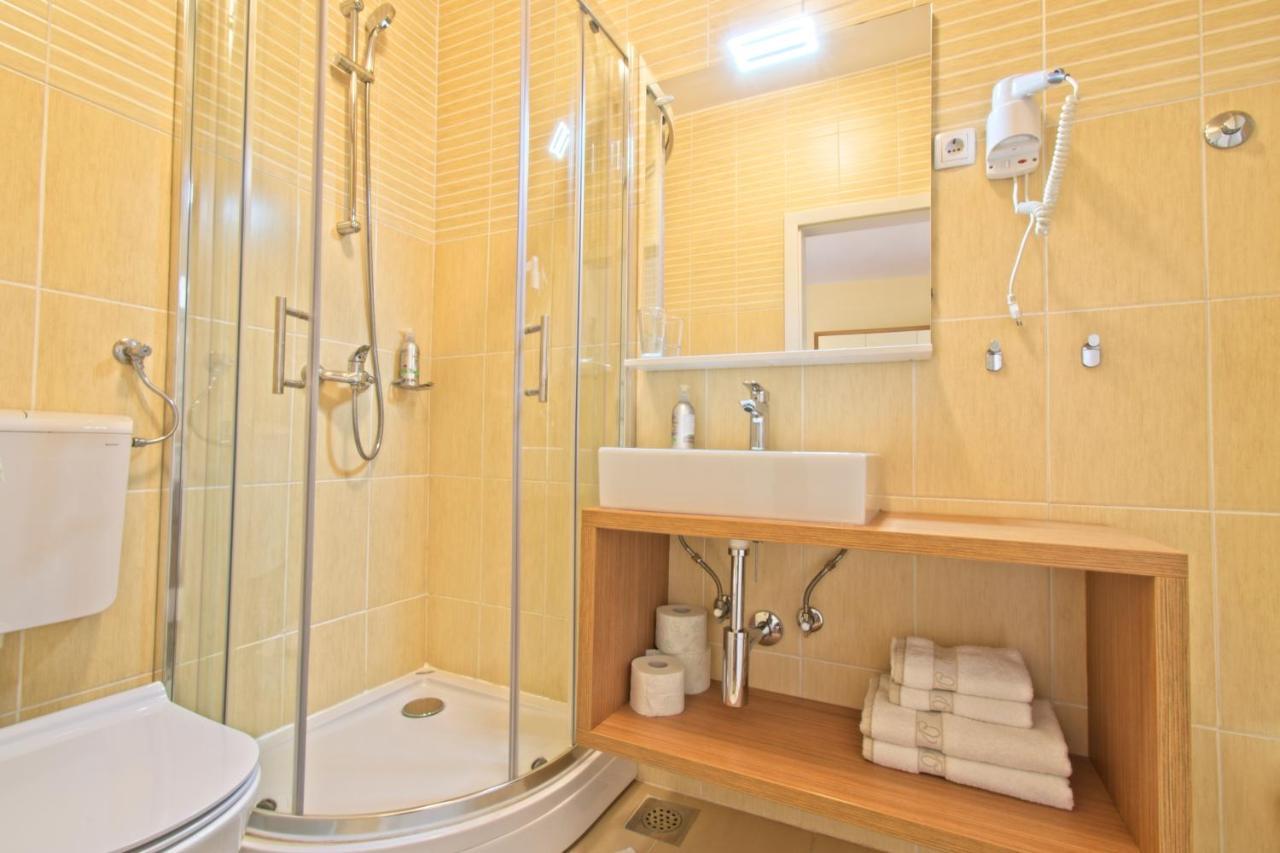 פיראן Sea View Guesthouse Opara מראה חיצוני תמונה