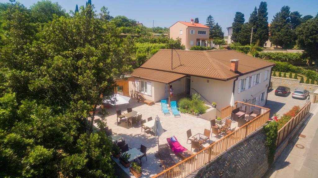 פיראן Sea View Guesthouse Opara מראה חיצוני תמונה