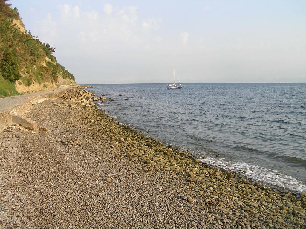 פיראן Sea View Guesthouse Opara מראה חיצוני תמונה