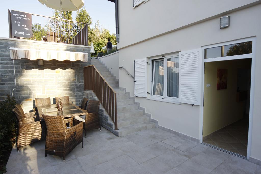 פיראן Sea View Guesthouse Opara מראה חיצוני תמונה