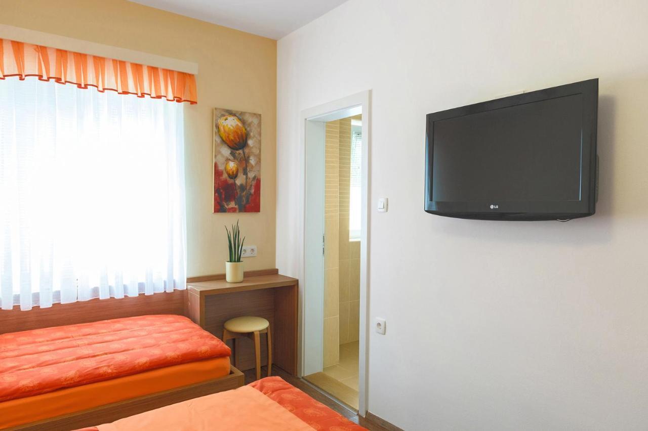 פיראן Sea View Guesthouse Opara מראה חיצוני תמונה